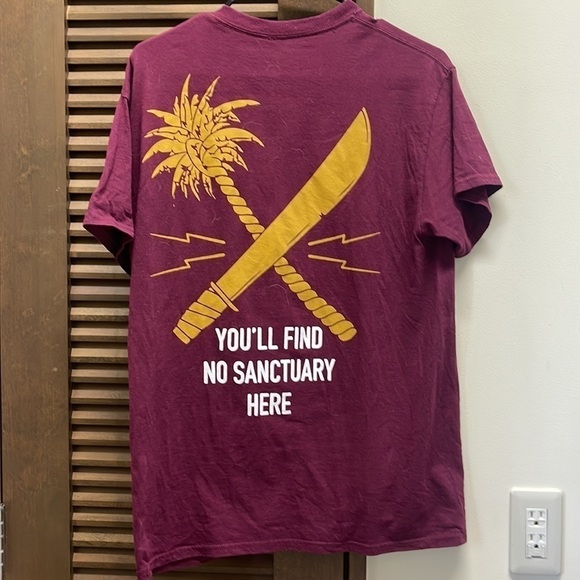 Us Versus Them Burgundy Tee Shirt Size Medium - Picture 3 of 4
